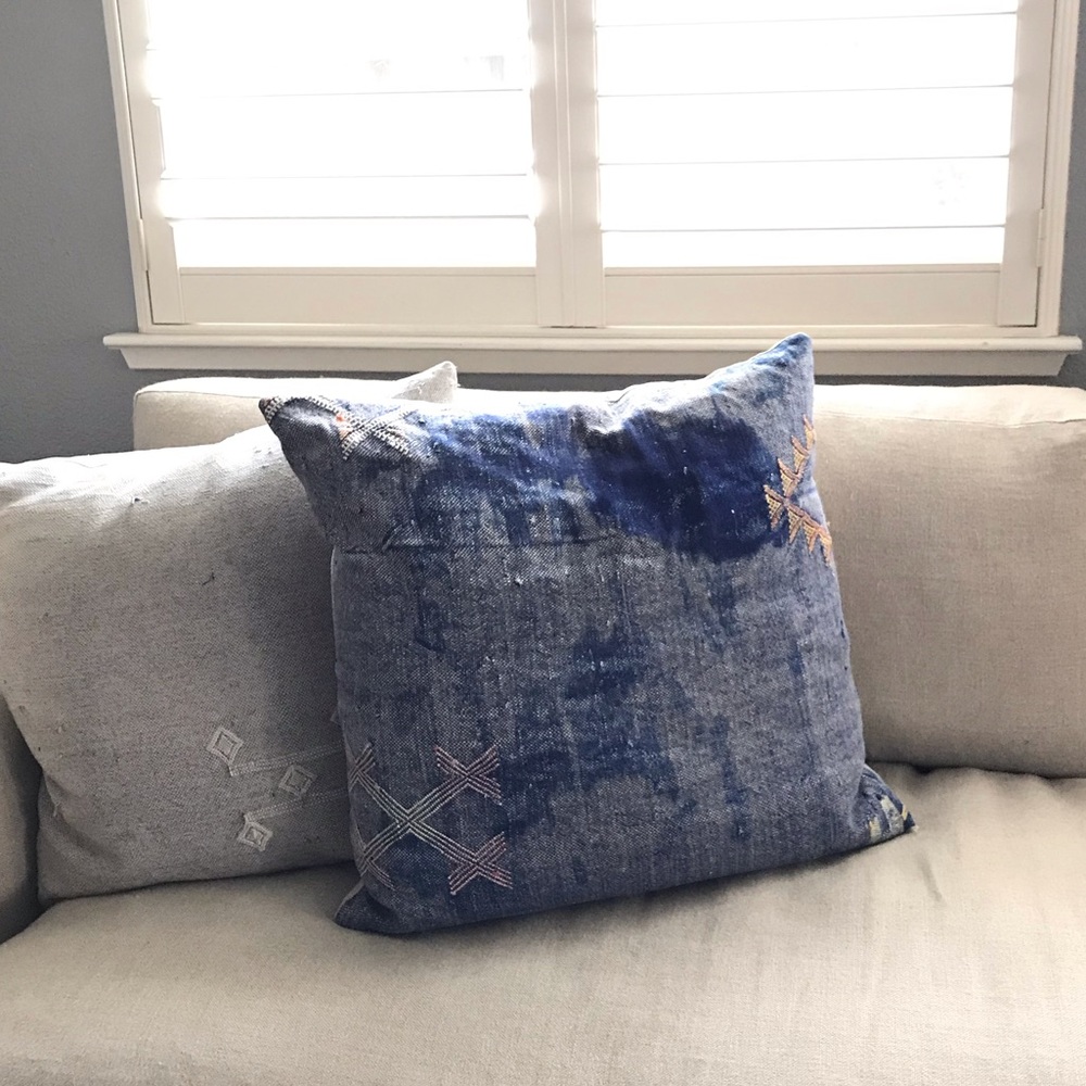 Moroccan vintage rug pillows H D Buttercup NWT